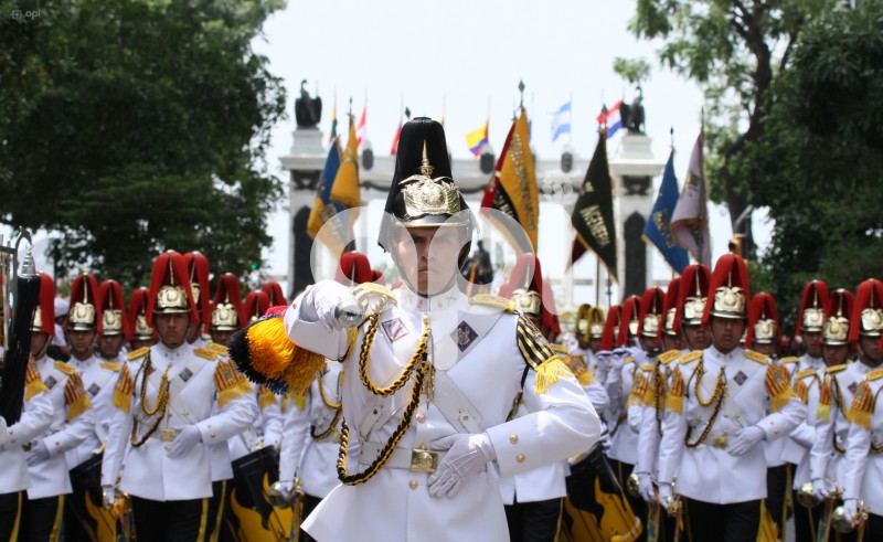 GYE-CEREMONIA MILITAR