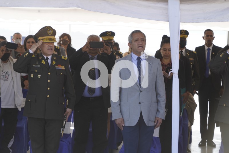 GENERAL-SALINAS