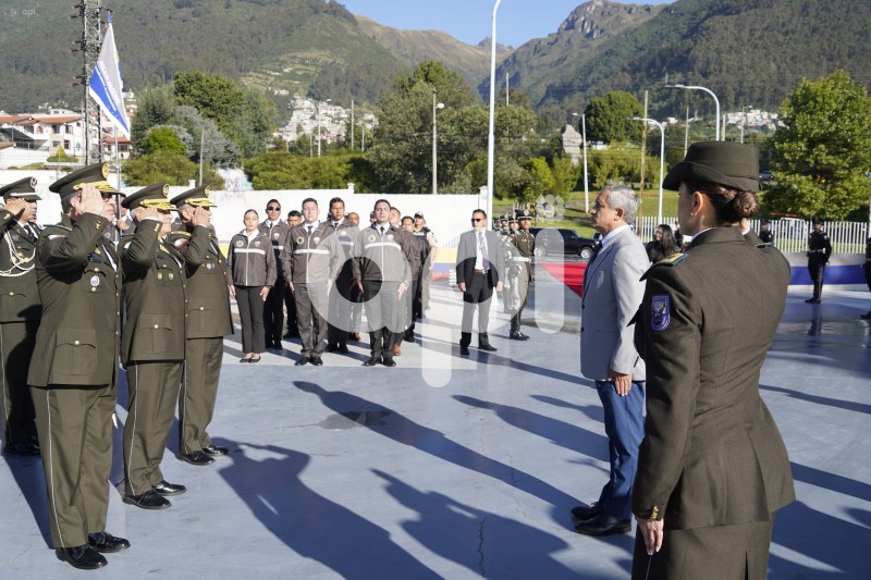 GENERAL-SALINAS