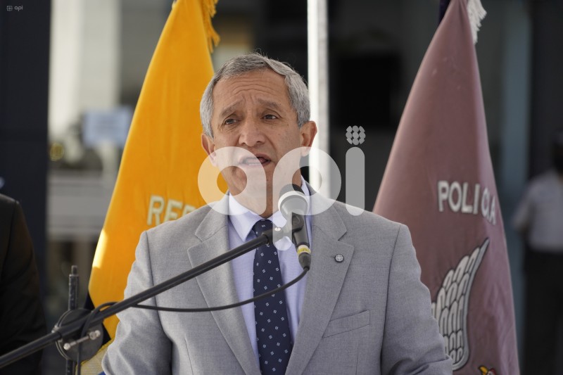 GENERAL-SALINAS