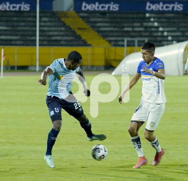 FBL-LIGAPRO-CATOLICA-CUMBAYA