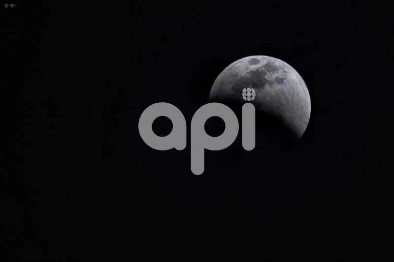ECLIPSE-LUNAR