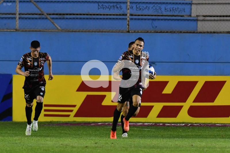 FBL-SUDAMERICANA-9OCT-GUAIRENA