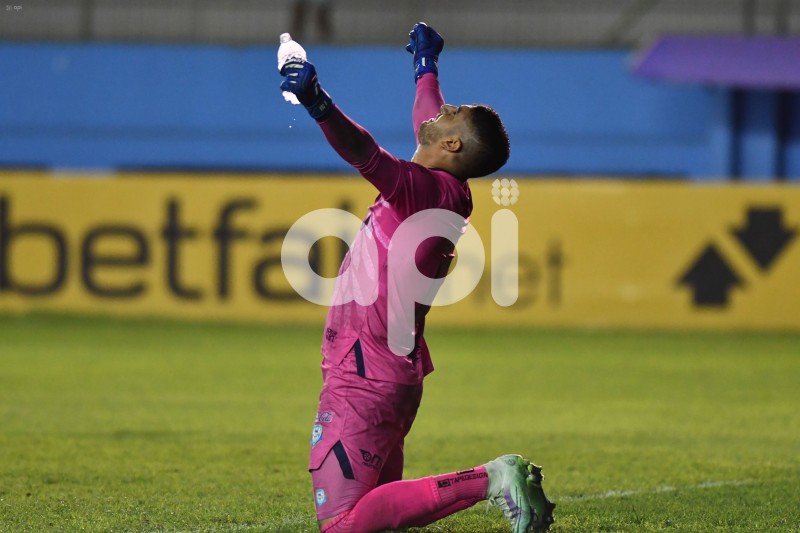 FBL-SUDAMERICANA-9OCT-GUAIRENA
