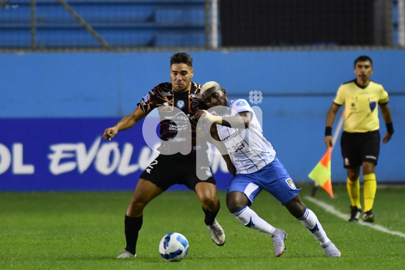 FBL-SUDAMERICANA-9OCT-GUAIRENA
