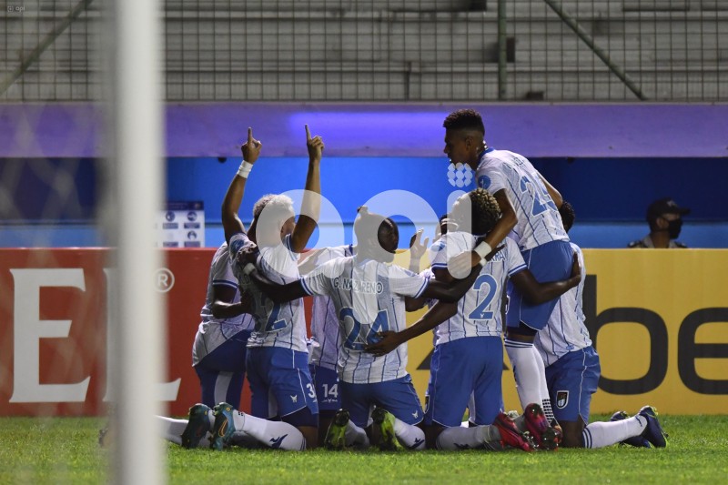 FBL-SUDAMERICANA-9OCT-GUAIRENA