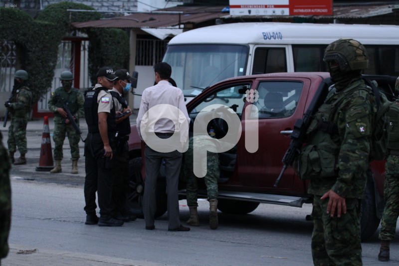 GYE-OPERATIVOS CAMEX