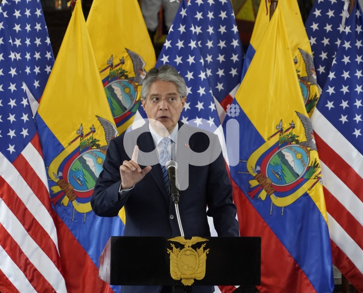 LASSO-PRIMERA-DAMA-ESTADOS-UNIDOS