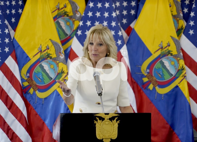 LASSO-PRIMERA-DAMA-ESTADOS-UNIDOS