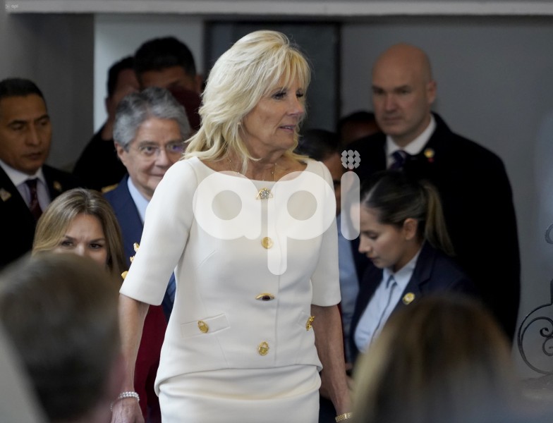LASSO-PRIMERA-DAMA-ESTADOS-UNIDOS