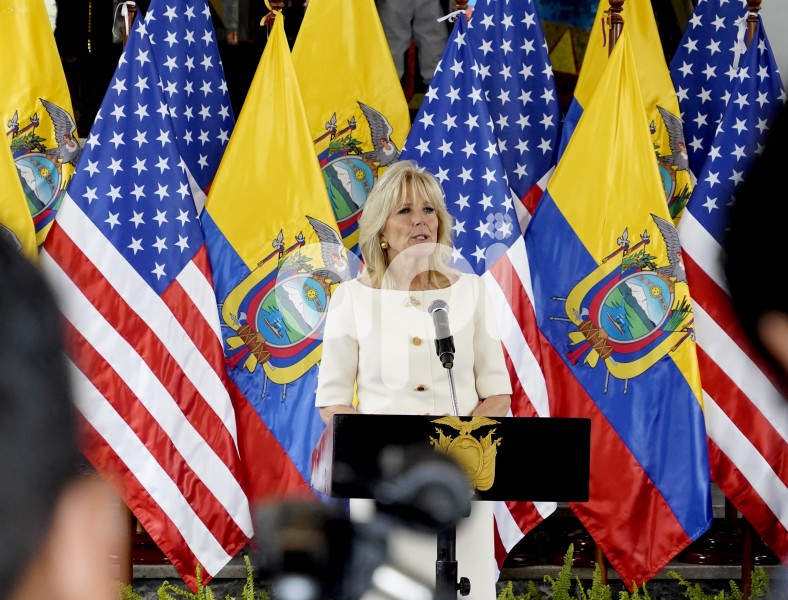 LASSO-PRIMERA-DAMA-ESTADOS-UNIDOS