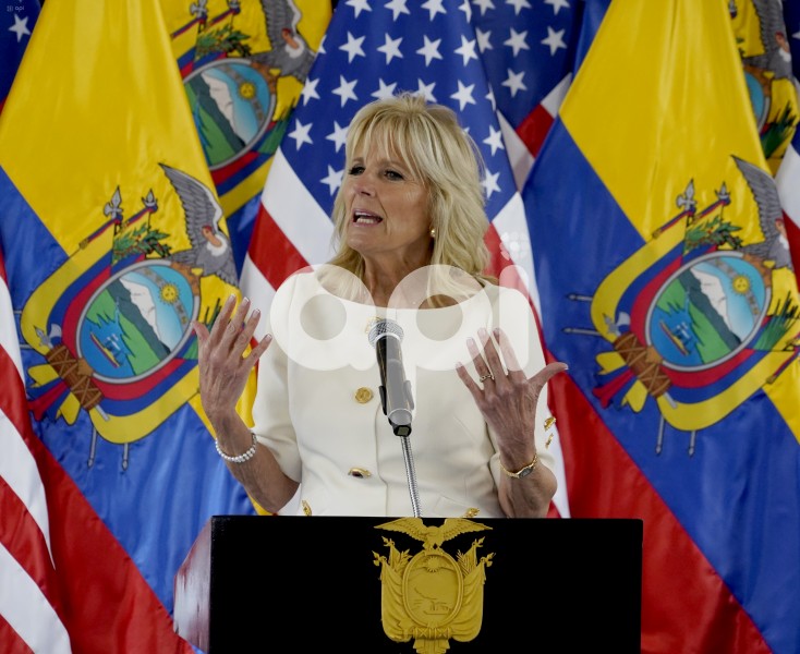 LASSO-PRIMERA-DAMA-ESTADOS-UNIDOS