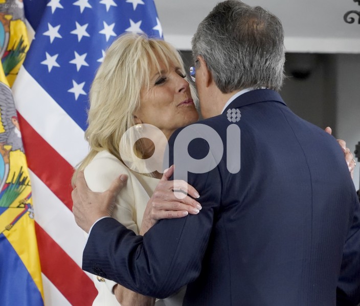 LASSO-PRIMERA-DAMA-ESTADOS-UNIDOS