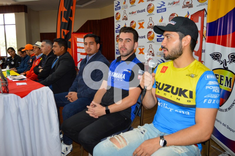 CUE-PRESENTACION-MOTOCROSS