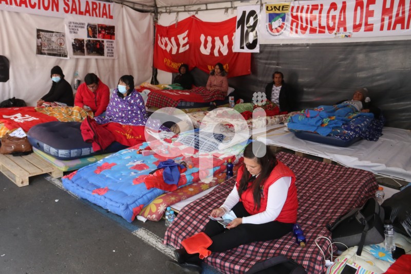 UNE-FIN-HUELGA-HAMBRE