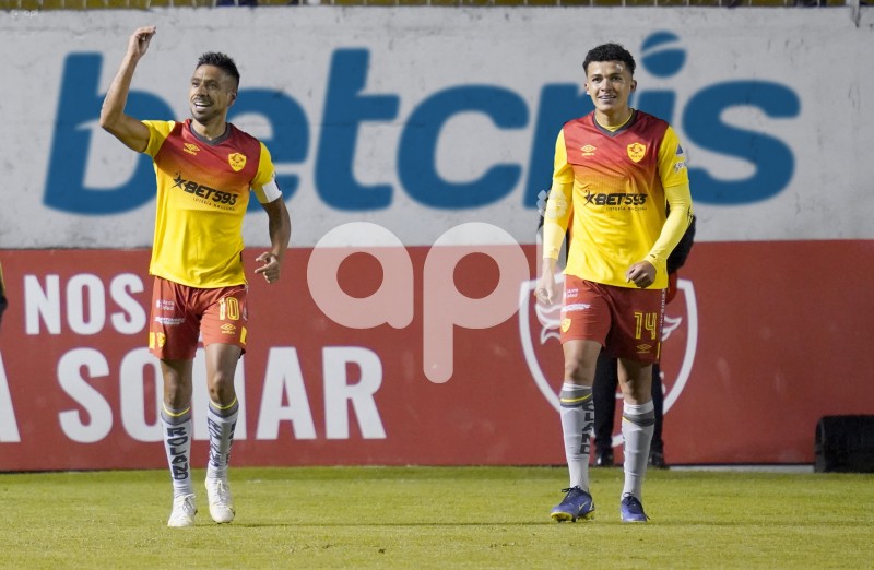 FBL-LIGAPRO-AUCAS-BARCELONA
