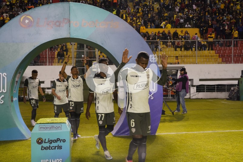 FBL-LIGAPRO-AUCAS-BARCELONA