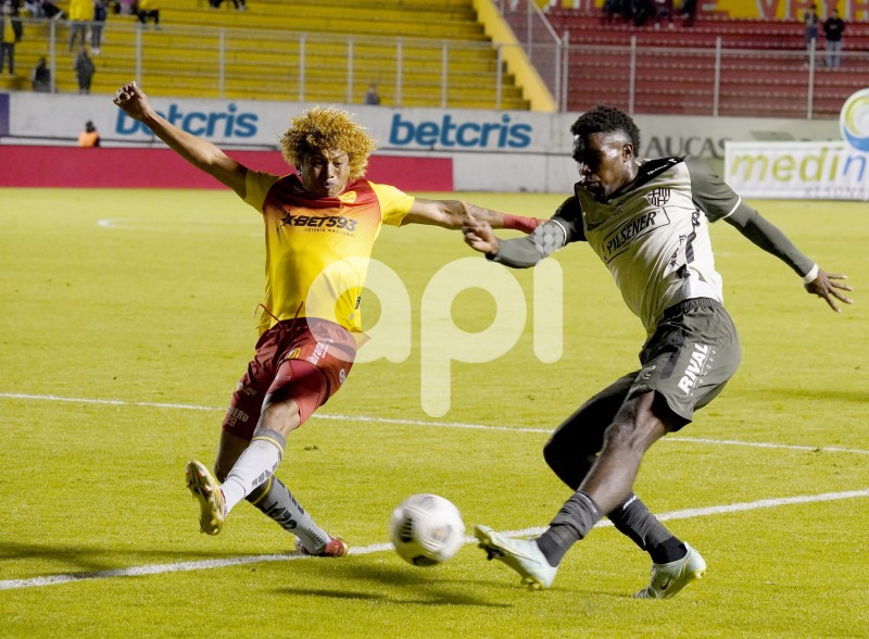 FBL-LIGAPRO-AUCAS-BARCELONA