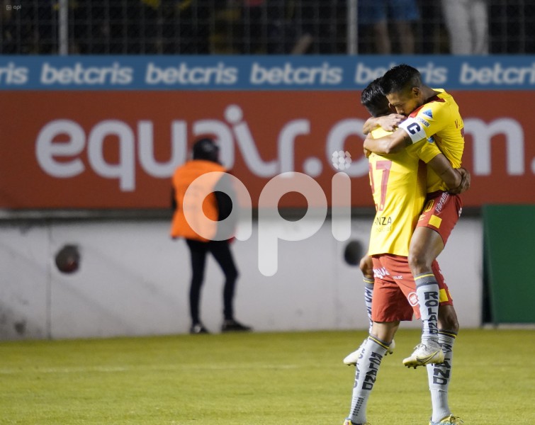 FBL-LIGAPRO-AUCAS-BARCELONA