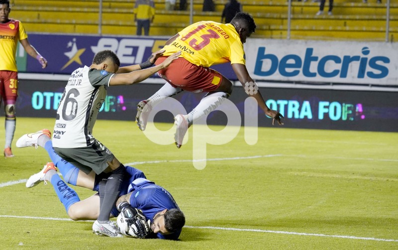 FBL-LIGAPRO-AUCAS-BARCELONA