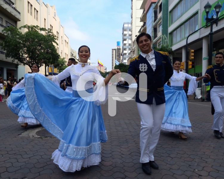 GYE-DESFILE-BATALLA PICHINCHA