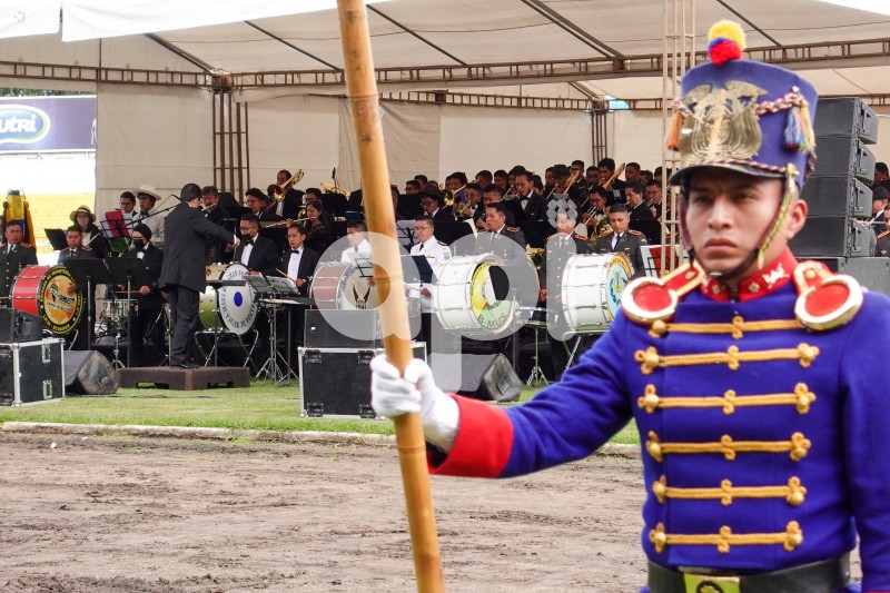 CUE-HOMENAJE-BATALLA-PICHINCHA