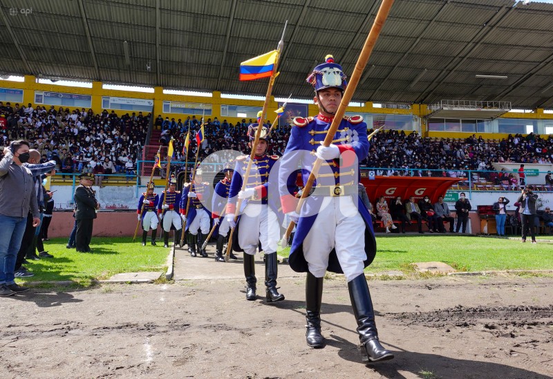 CUE-HOMENAJE-BATALLA-PICHINCHA