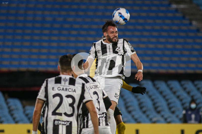 FBL-SUDAMERICANA-WANDERERS-BARCELONA