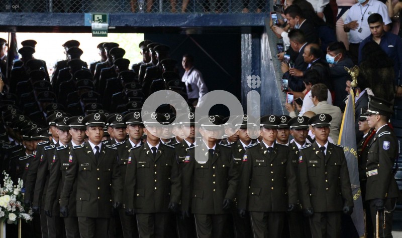 GYE-GRADUACION POLICIAS