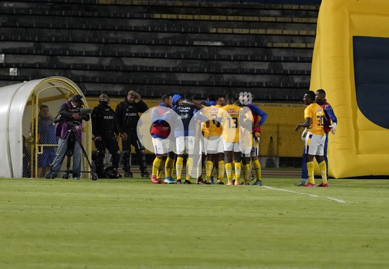 FBL-LIGAPRO-CATOLICA-DELFIN