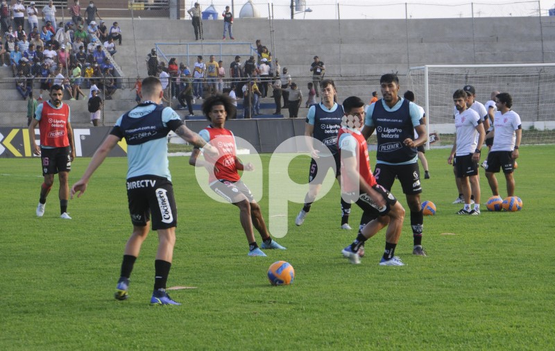 FBL-LIGAPRO-OCTUBRE-IVALLE