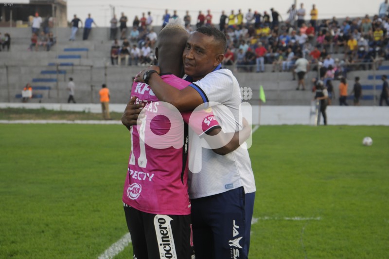 FBL-LIGAPRO-OCTUBRE-IVALLE