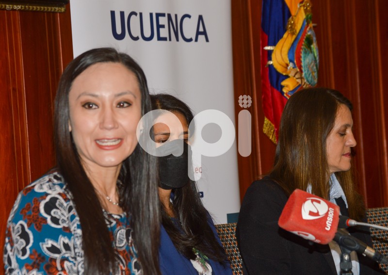 CUE-FERIA-PSGRADOS-UCUENCA