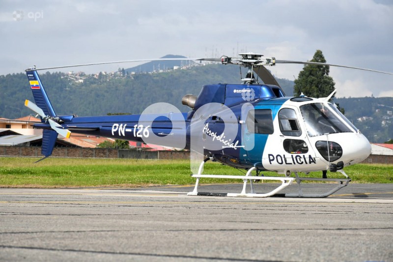 CUENCA-ENTREGA-AEROPOLICIAL