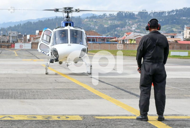CUENCA-ENTREGA-AEROPOLICIAL
