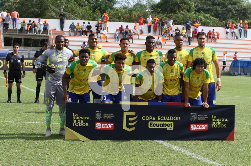 FBL-COPA ECUADOR- INSUTEC - GUALACEO