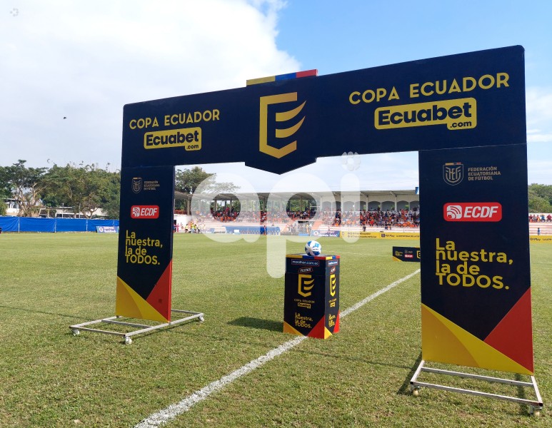 FBL-COPA ECUADOR- INSUTEC - GUALACEO