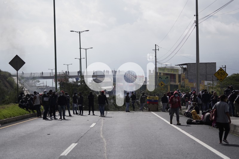 UIO-MANIFESTACIONES-OYACOTO