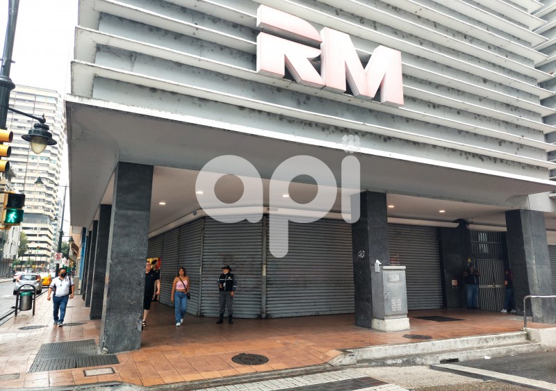 GYE-CIERRE DE LOCALES