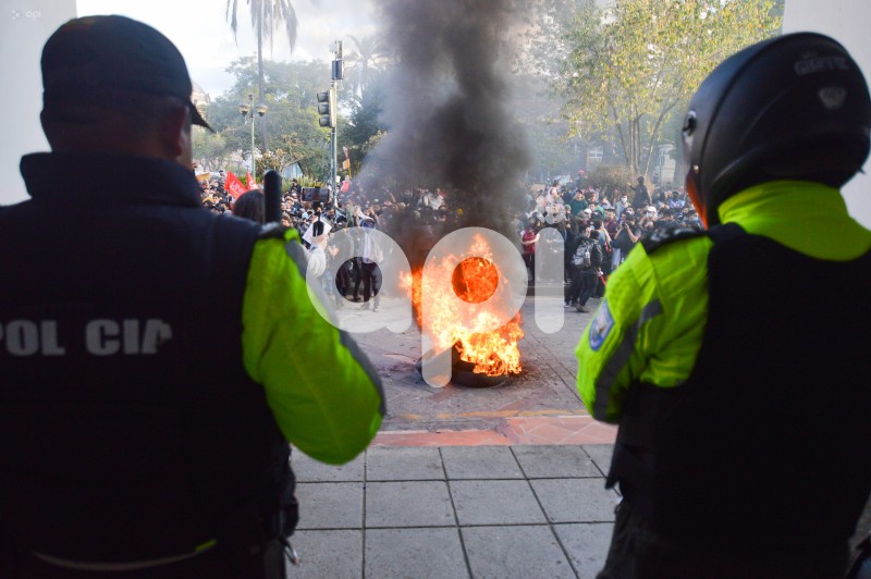 CUE-PROTESTA-UCUENCA