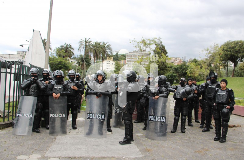 UIO-PROTESTAS-CASA DE LA CULTURA