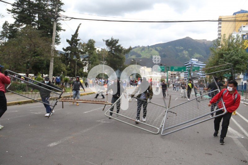 UIO-PROTESTAS-UNIVERSIDAD CENTRAL