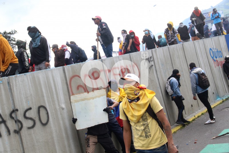 UIO-PROTESTAS-UNIVERSIDAD CENTRAL