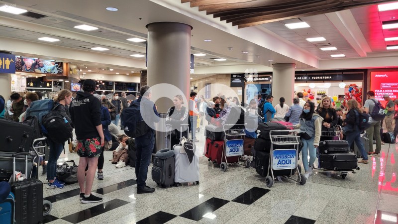 PERSONAS-AEROPUERTO