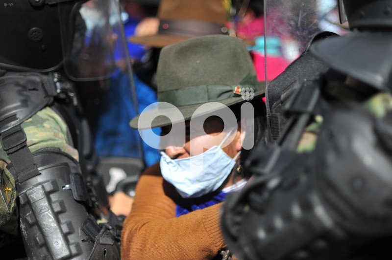 UIO-PROTESTAS-CONAIE-DIA 11-MUJERES