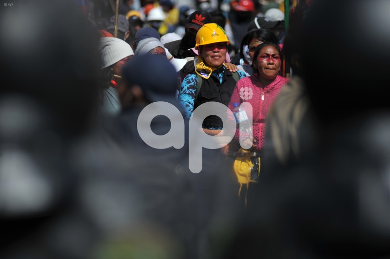 UIO-PROTESTAS-CONAIE-DIA 11-MUJERES
