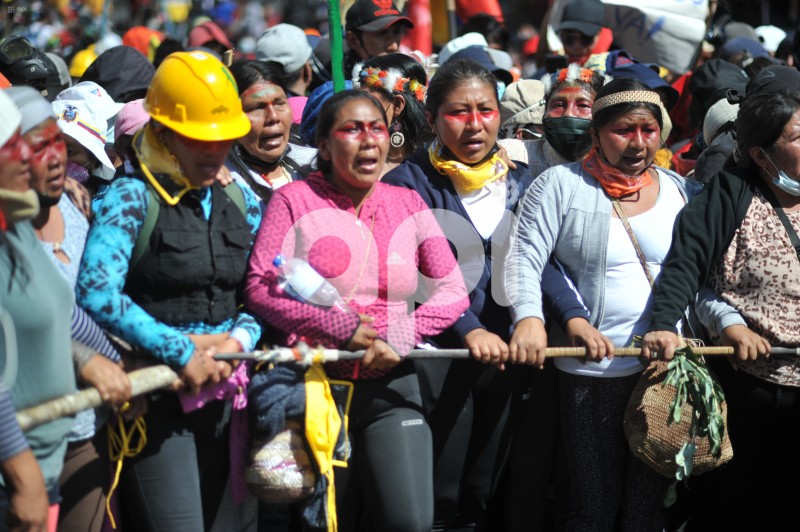 UIO-PROTESTAS-CONAIE-DIA 11-MUJERES