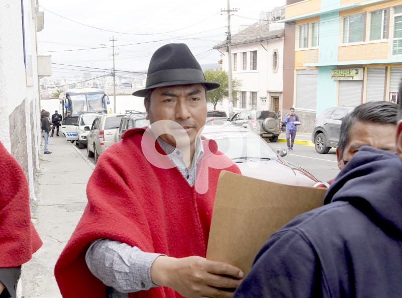 REUNION-CONAIE-GOBIERNO