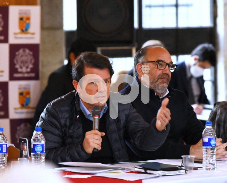 REUNION-CONAIE-GOBIERNO