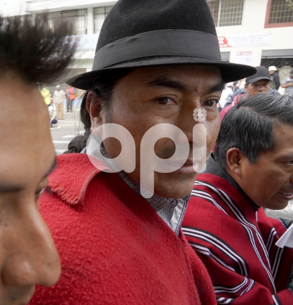 REUNION-CONAIE-GOBIERNO